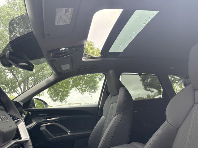 new 2025 Audi Q5 car, priced at $60,975