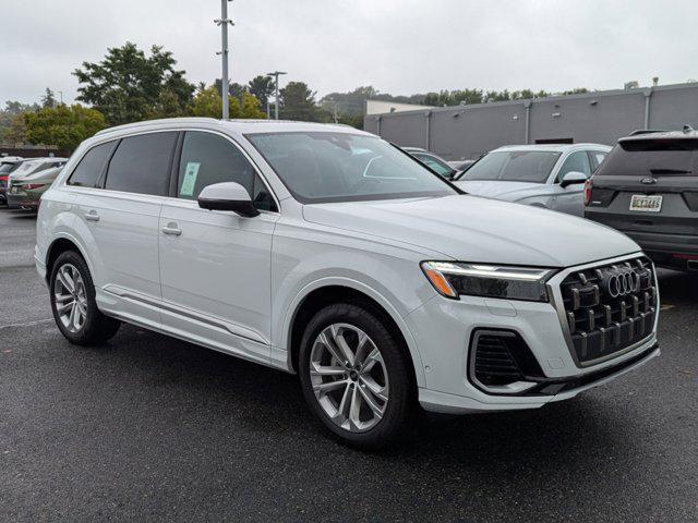 new 2025 Audi Q7 car, priced at $68,411