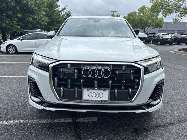 new 2025 Audi Q7 car, priced at $71,761