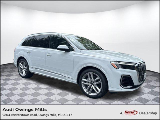 new 2025 Audi Q7 car, priced at $71,761