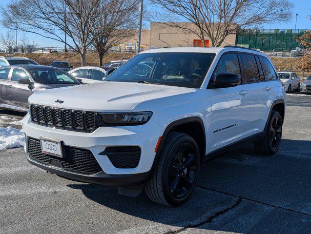 used 2023 Jeep Grand Cherokee car, priced at $31,998