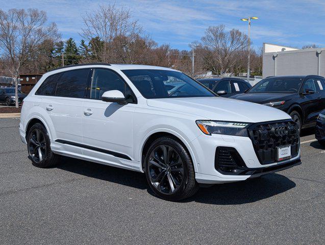 new 2025 Audi Q7 car, priced at $78,841
