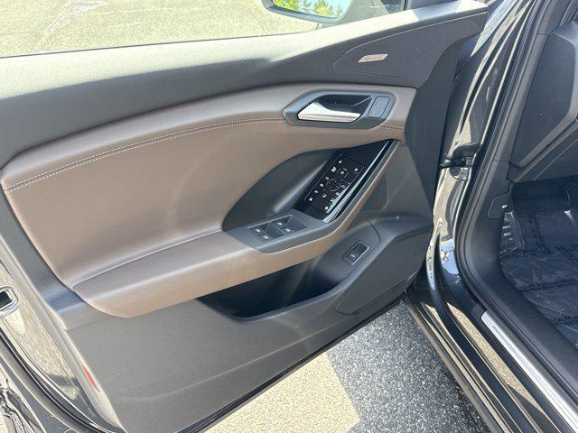 new 2025 Audi Q6 e-tron car, priced at $69,981