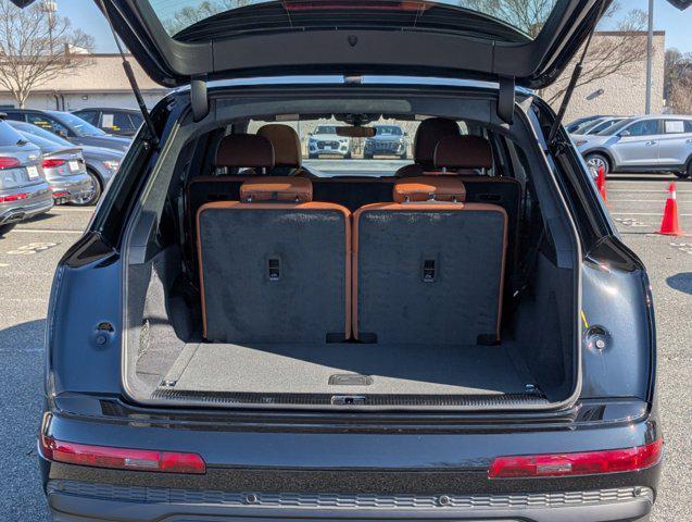 new 2025 Audi Q7 car, priced at $84,031
