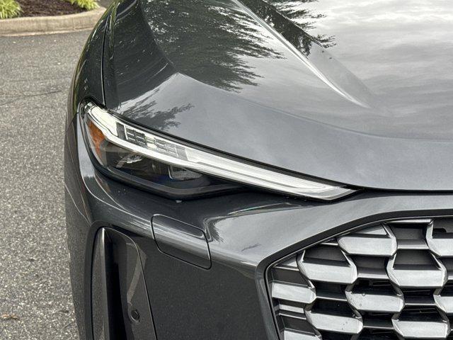 new 2025 Audi Q5 car, priced at $60,975