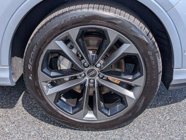 used 2025 Audi Q7 car, priced at $63,999