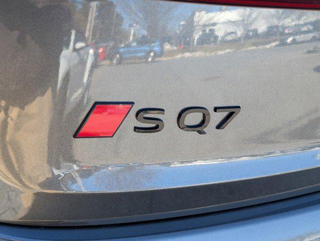 new 2025 Audi SQ7 car, priced at $93,191