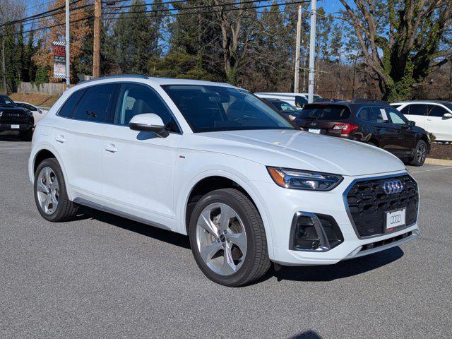 new 2025 Audi Q5 car, priced at $54,101