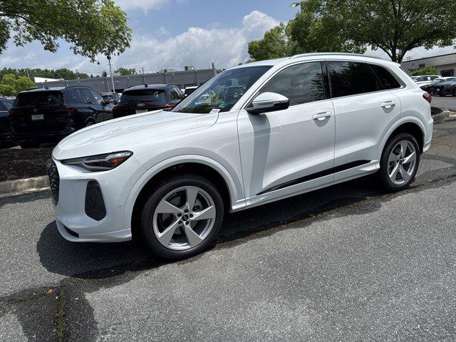 new 2025 Audi Q5 car, priced at $61,300