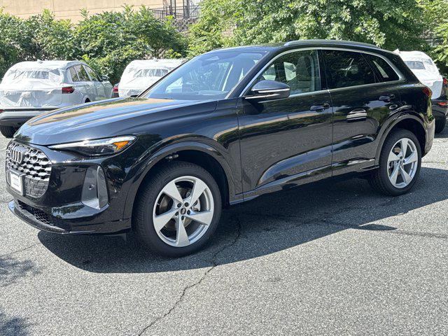 new 2025 Audi Q5 car, priced at $60,950