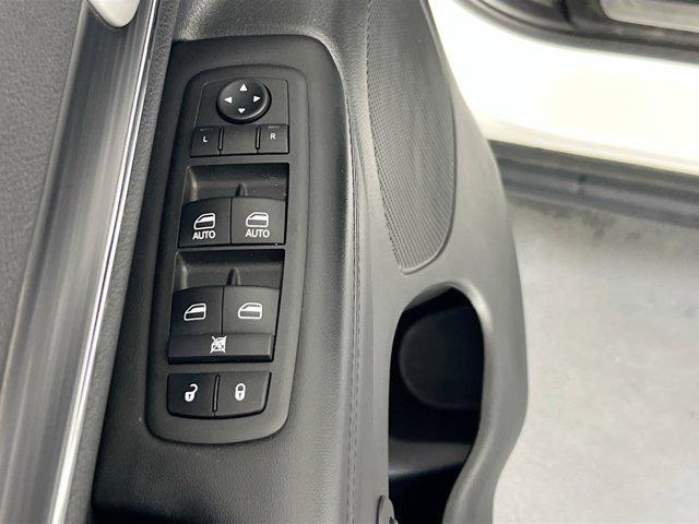 used 2022 Jeep Grand Cherokee car, priced at $26,916