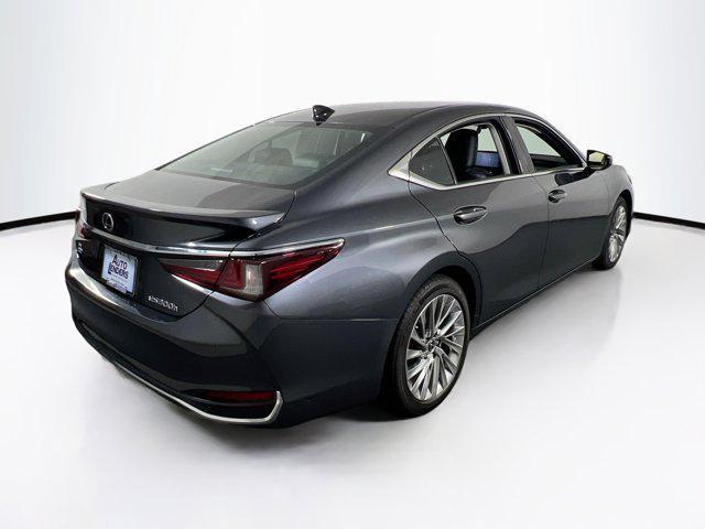 used 2022 Lexus ES 300h car, priced at $41,631