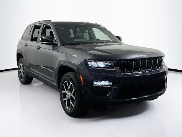 used 2024 Jeep Grand Cherokee car, priced at $39,018