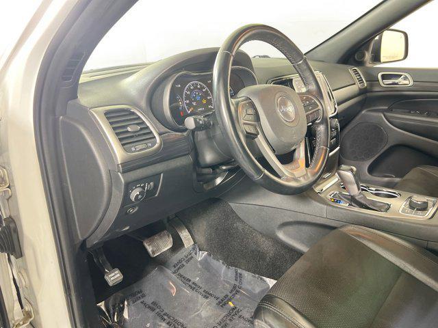 used 2022 Jeep Grand Cherokee car, priced at $29,406