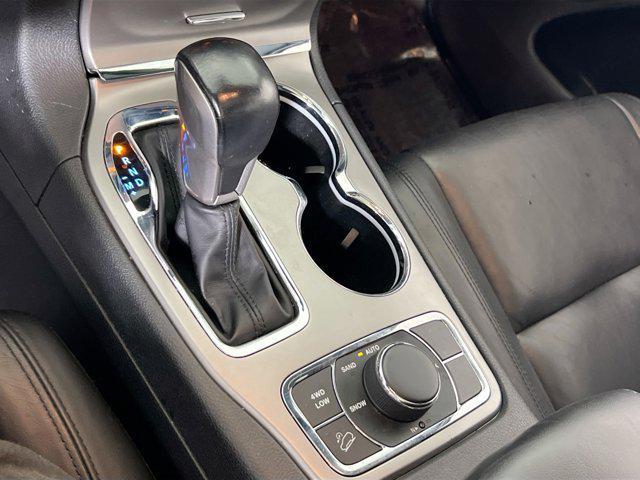 used 2022 Jeep Grand Cherokee car, priced at $25,744