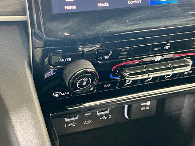 used 2021 Jeep Grand Cherokee L car, priced at $28,586