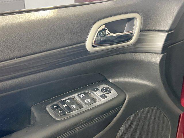 used 2022 Jeep Grand Cherokee car, priced at $29,586