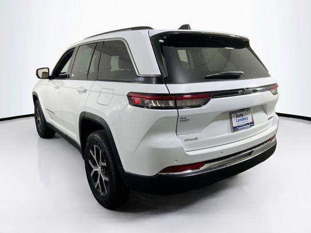 used 2023 Jeep Grand Cherokee car, priced at $35,084