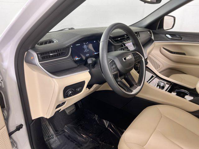 used 2023 Jeep Grand Cherokee car, priced at $35,084