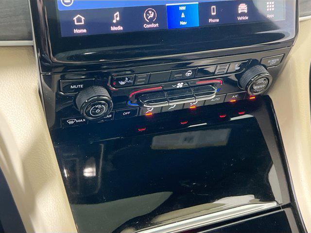 used 2023 Jeep Grand Cherokee car, priced at $35,084