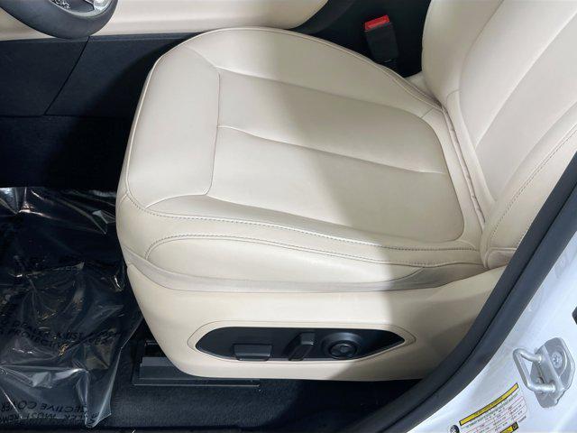 used 2023 Jeep Grand Cherokee car, priced at $35,084