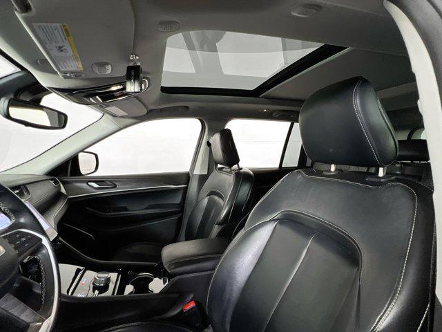 used 2022 Jeep Grand Cherokee car, priced at $35,577