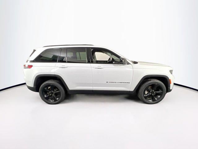 used 2023 Jeep Grand Cherokee car, priced at $34,739