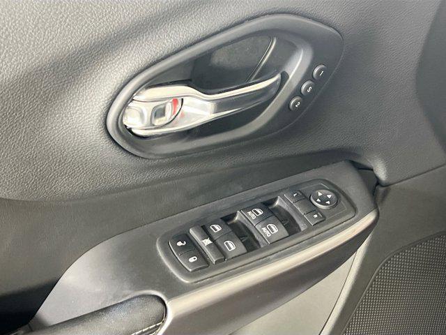 used 2019 Jeep Cherokee car, priced at $19,304