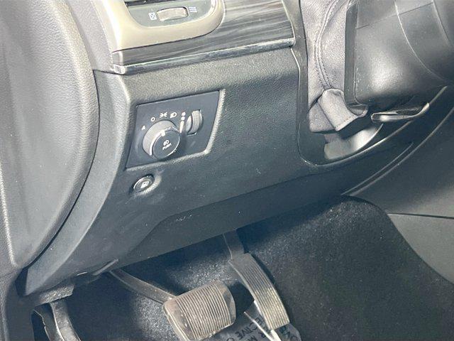 used 2022 Jeep Grand Cherokee car, priced at $25,720