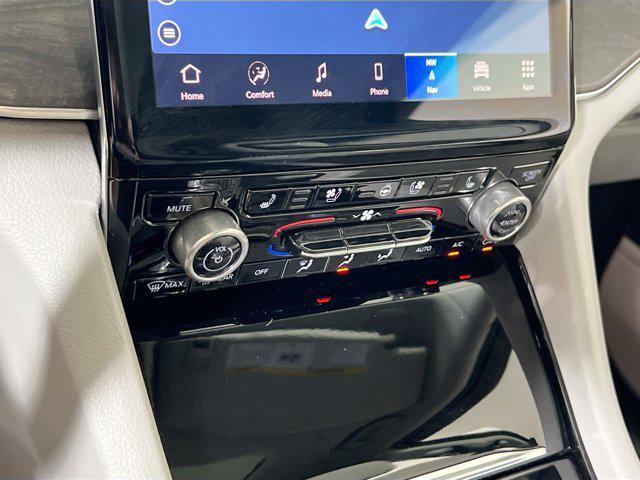 used 2022 Jeep Grand Cherokee car, priced at $37,201