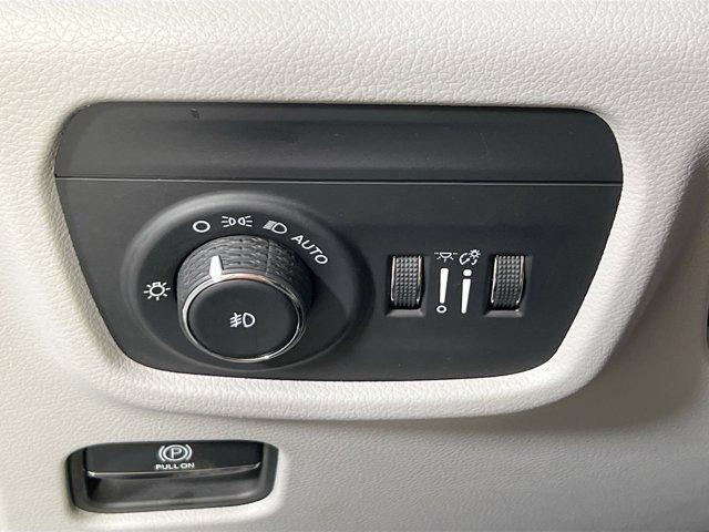 used 2022 Jeep Grand Cherokee car, priced at $37,201