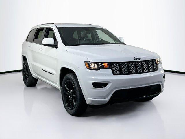 used 2022 Jeep Grand Cherokee car, priced at $28,716