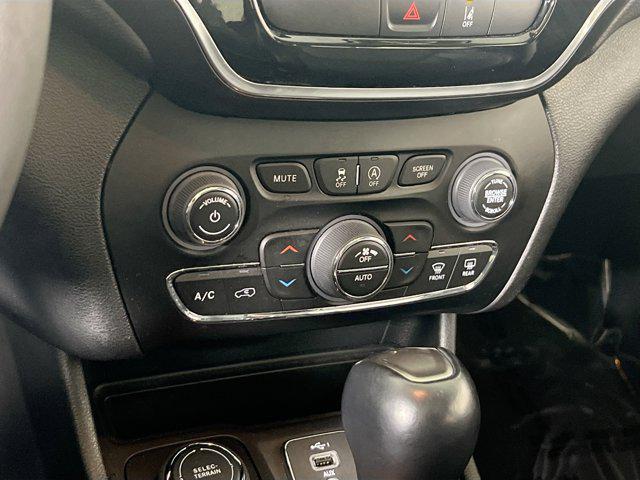 used 2022 Jeep Cherokee car, priced at $23,738