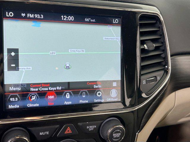 used 2022 Jeep Grand Cherokee car, priced at $25,237