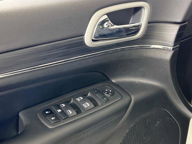 used 2022 Jeep Grand Cherokee car, priced at $27,880