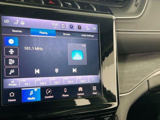 used 2022 Jeep Grand Cherokee car, priced at $33,603