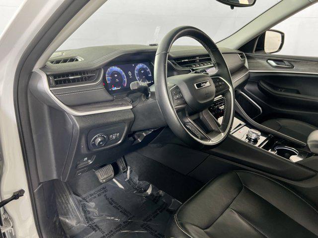 used 2022 Jeep Grand Cherokee car, priced at $33,603