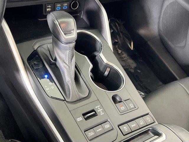 used 2022 Toyota Highlander car, priced at $38,448