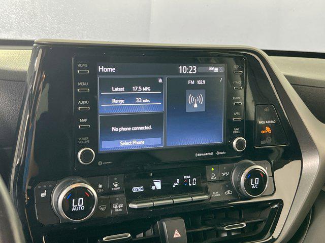 used 2022 Toyota Highlander car, priced at $38,448