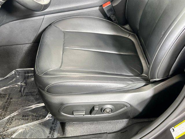 used 2022 Jeep Grand Cherokee car, priced at $30,014