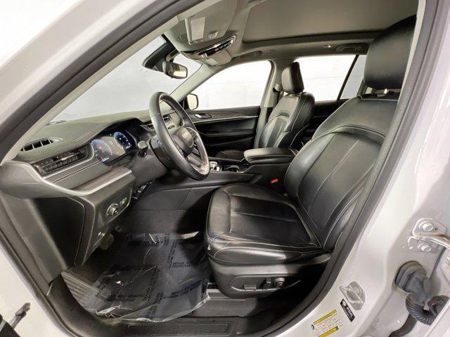 used 2022 Jeep Grand Cherokee car, priced at $31,678