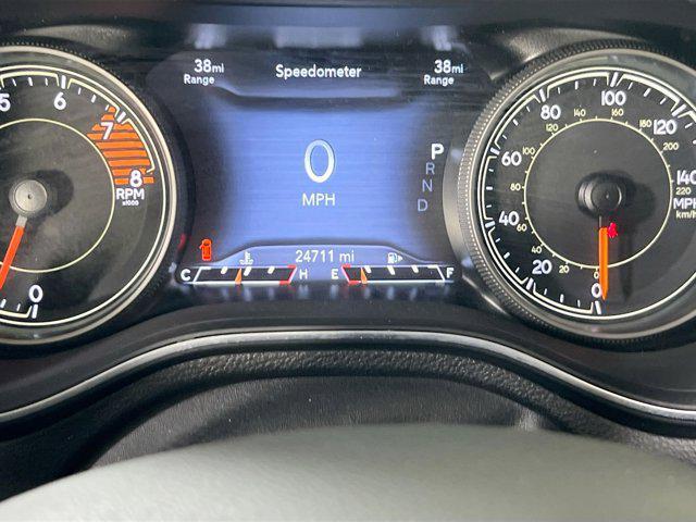 used 2022 Jeep Cherokee car, priced at $25,900