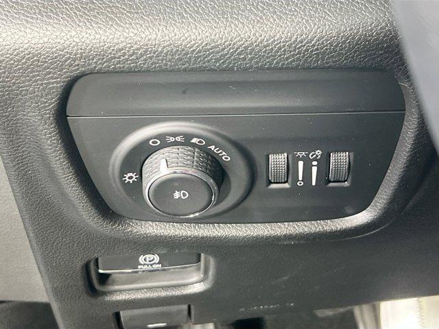 used 2023 Jeep Grand Cherokee car, priced at $33,960