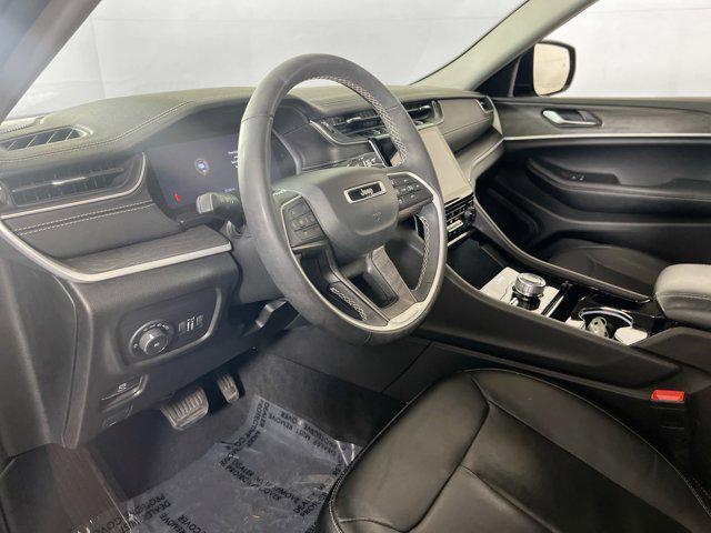 used 2023 Jeep Grand Cherokee car, priced at $33,960
