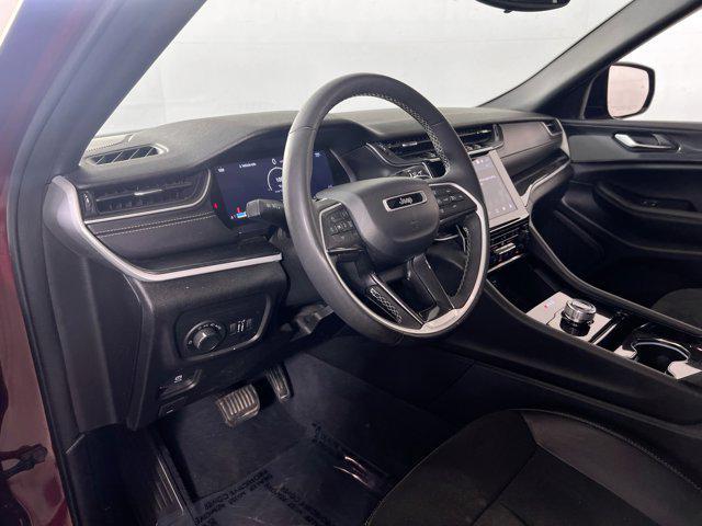 used 2023 Jeep Grand Cherokee car, priced at $35,804