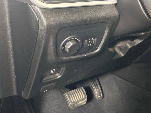 used 2023 Jeep Grand Cherokee car, priced at $35,804
