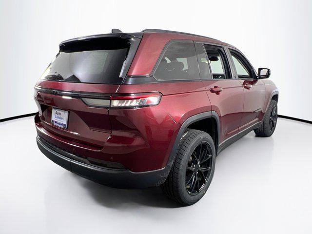 used 2022 Jeep Grand Cherokee car, priced at $29,327