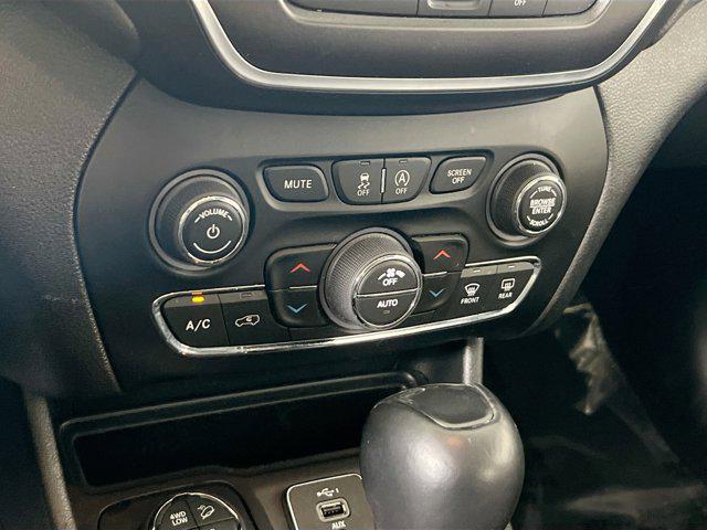 used 2022 Jeep Cherokee car, priced at $23,740