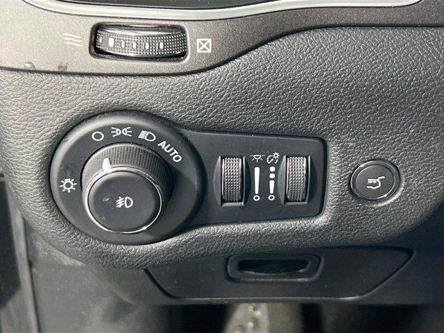 used 2022 Jeep Cherokee car, priced at $23,740