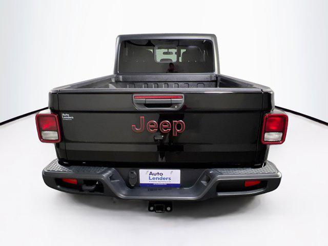 used 2022 Jeep Gladiator car, priced at $32,665